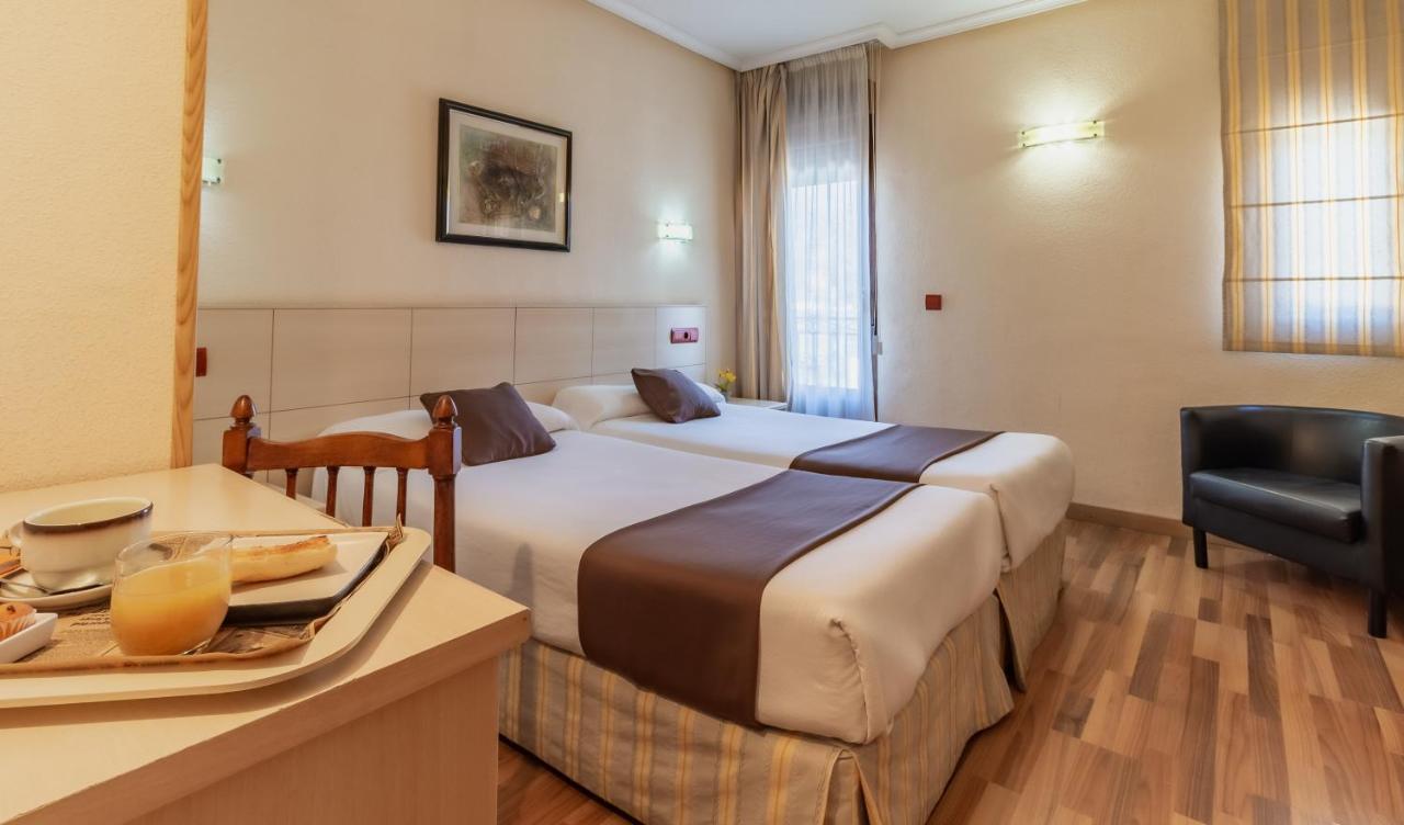 Hostal Rural El Cano By Vivere Stays Alpedrete Zewnętrze zdjęcie