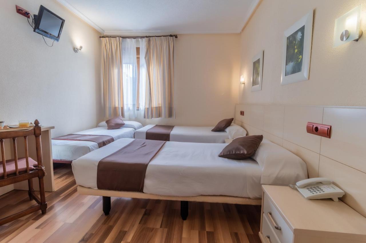Hostal Rural El Cano By Vivere Stays Alpedrete Zewnętrze zdjęcie