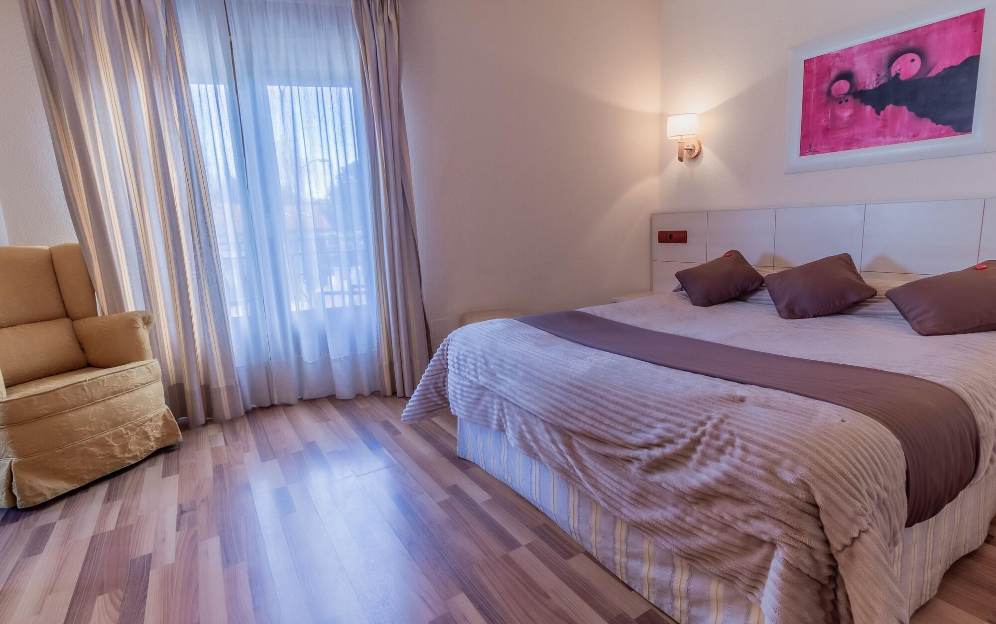 Hostal Rural El Cano By Vivere Stays Alpedrete Zewnętrze zdjęcie