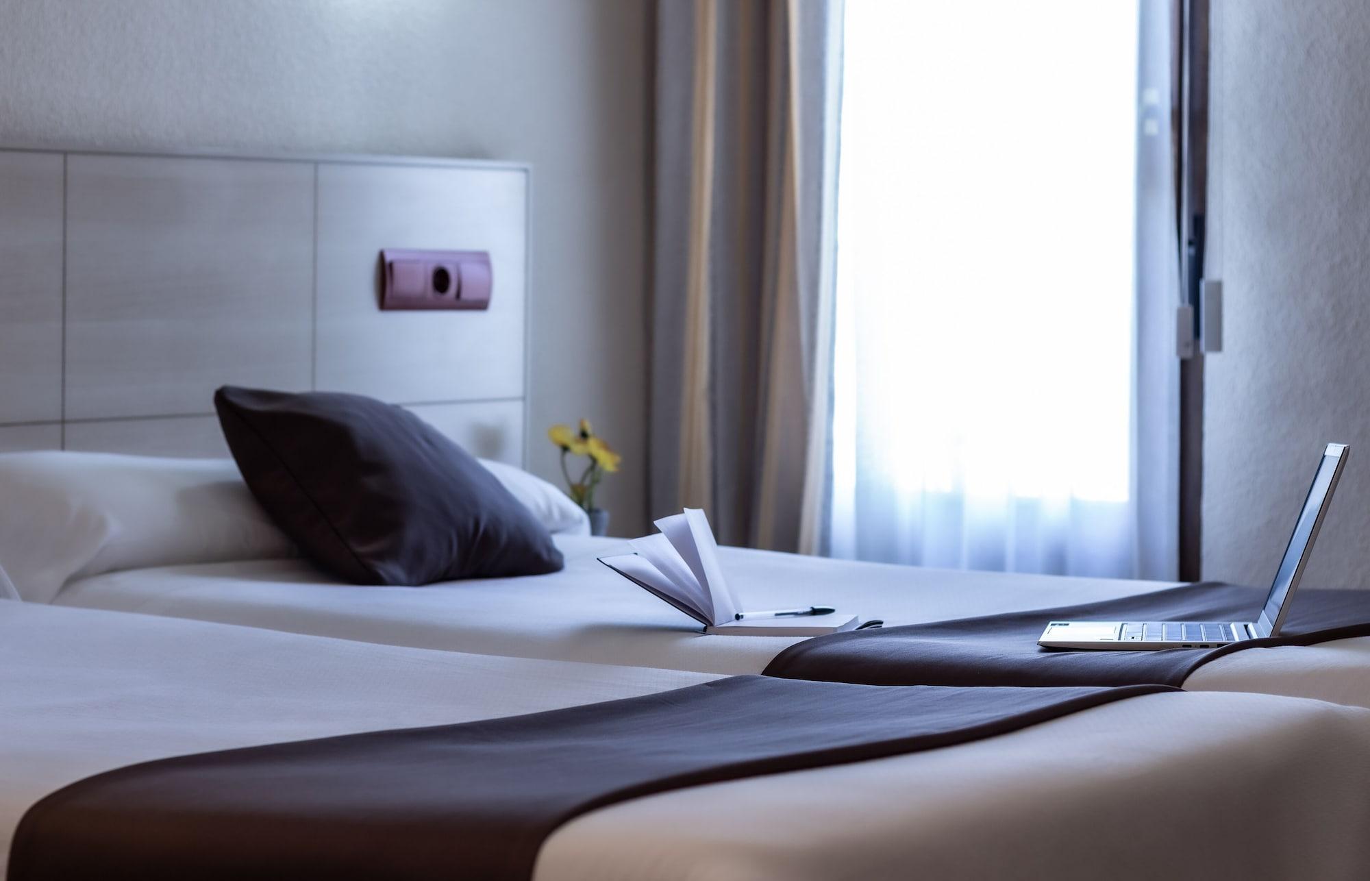 Hostal Rural El Cano By Vivere Stays Alpedrete Zewnętrze zdjęcie