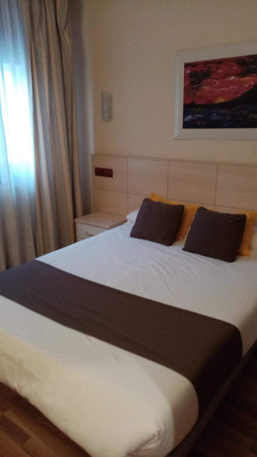 Hostal Rural El Cano By Vivere Stays Alpedrete Zewnętrze zdjęcie