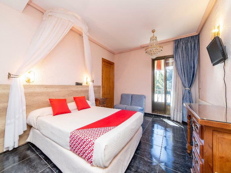 Hostal Rural El Cano By Vivere Stays Alpedrete Zewnętrze zdjęcie