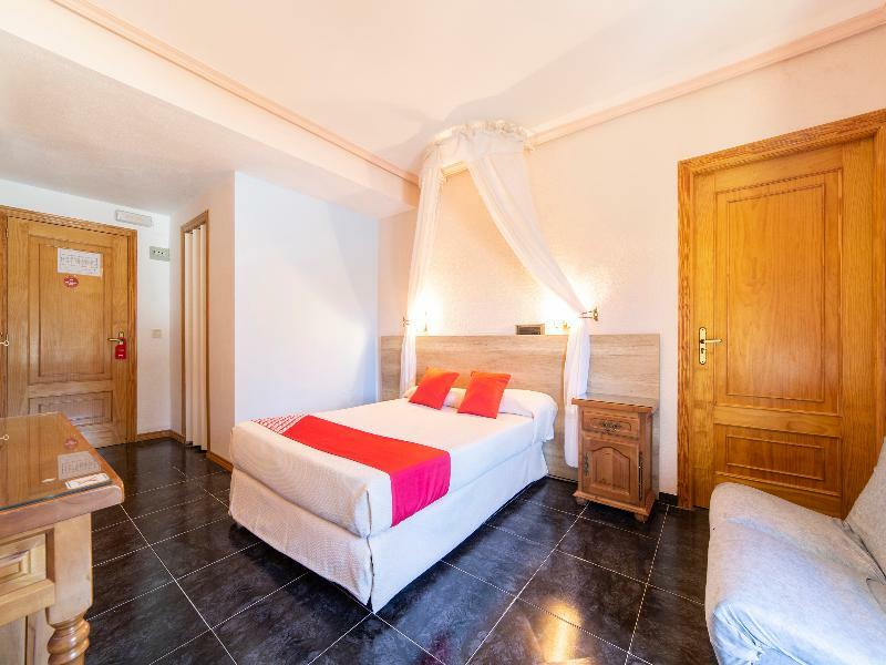 Hostal Rural El Cano By Vivere Stays Alpedrete Zewnętrze zdjęcie