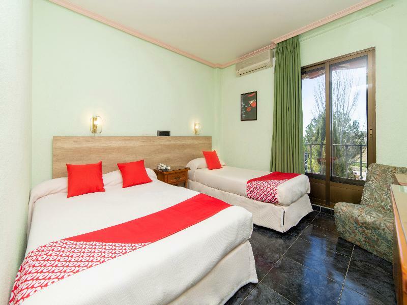 Hostal Rural El Cano By Vivere Stays Alpedrete Zewnętrze zdjęcie